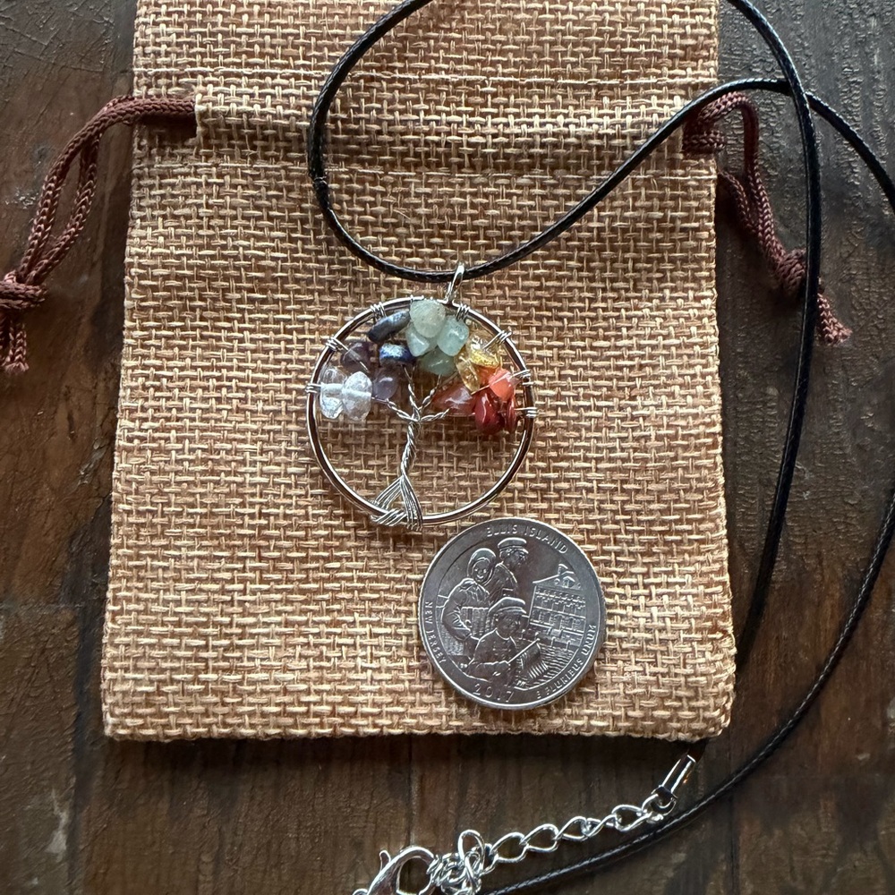BrandNew Tree Of Life Rainbow🌈 Necklace Genuine 7 Chakras Gemstone Necklace - Picture 2 of 2